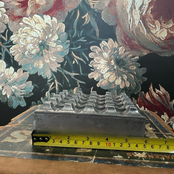 ❌SOLD❌ VTG Swedish MCM Aluminum Ultima Ashtray - Picture 9 of 17